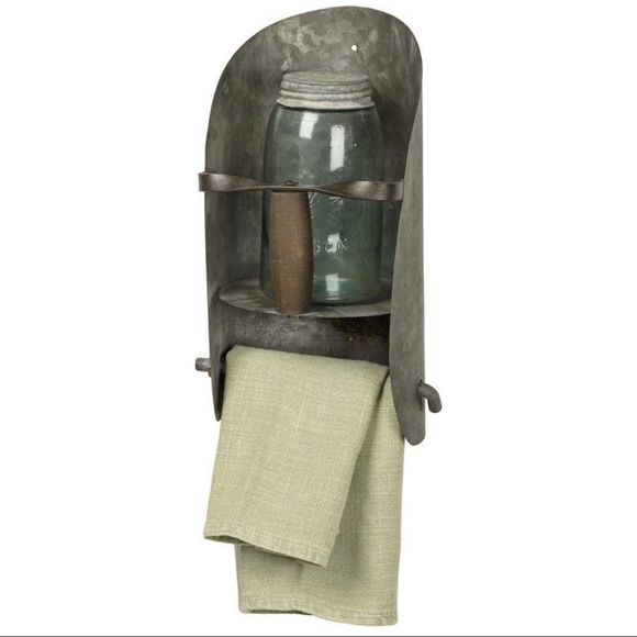 Rustic Scoop Bathroom Toilet Paper Holder - Picture 2 of 4